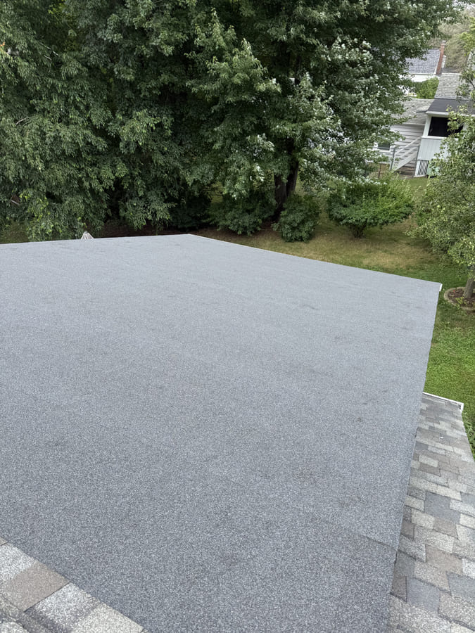 GAF Timberline HDZ architectural shingle & flat roof replacement — Trumbull, CT