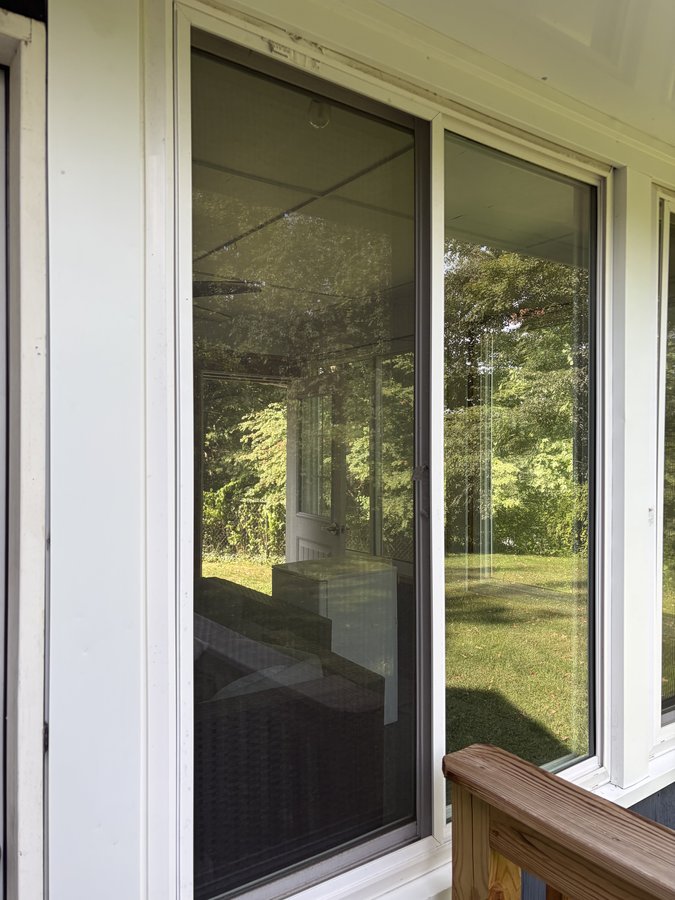 Exterior window trim installation — North Branford, CT